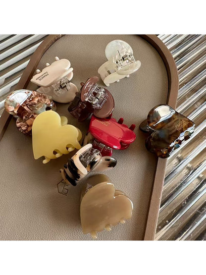 Beau - Minimalist Heart Shaped Acetate Hair Clip