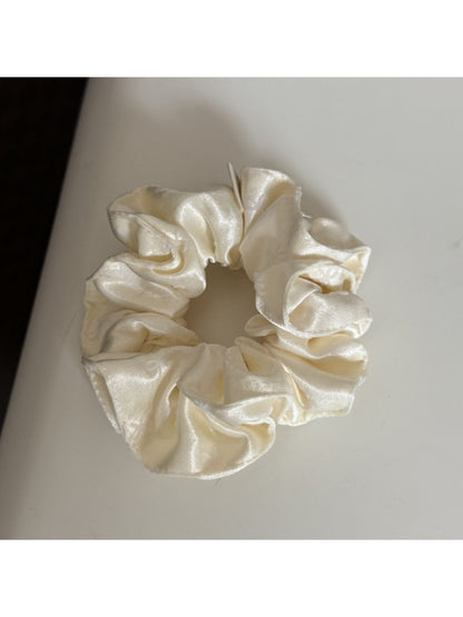 Gifty - Satin Bow Scrunchie and Headband