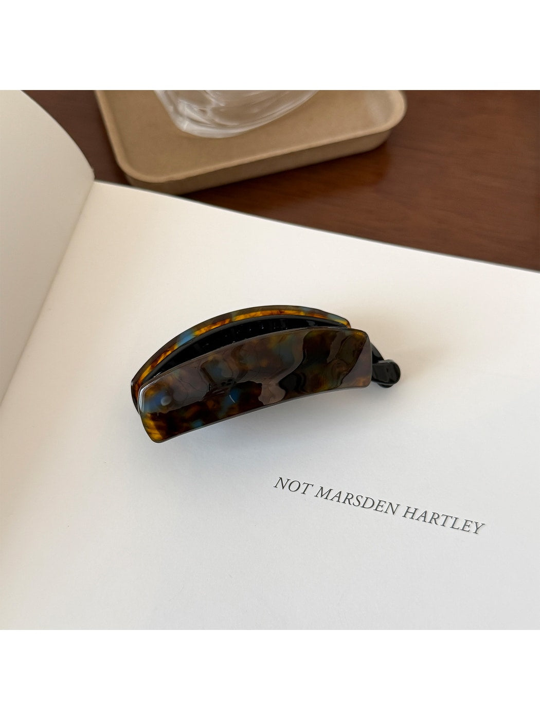 Beau - Glossy Marbled Acetate Banana Clip