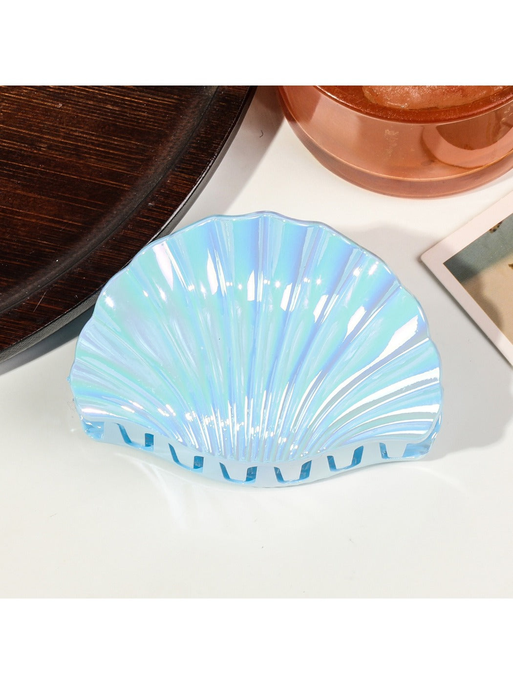 Beau - Colorful Shell Shaped Hair Claw Clip