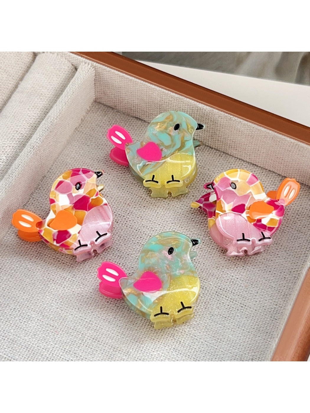 Beau - Cute Colorful Bird Shaped Claw Clip