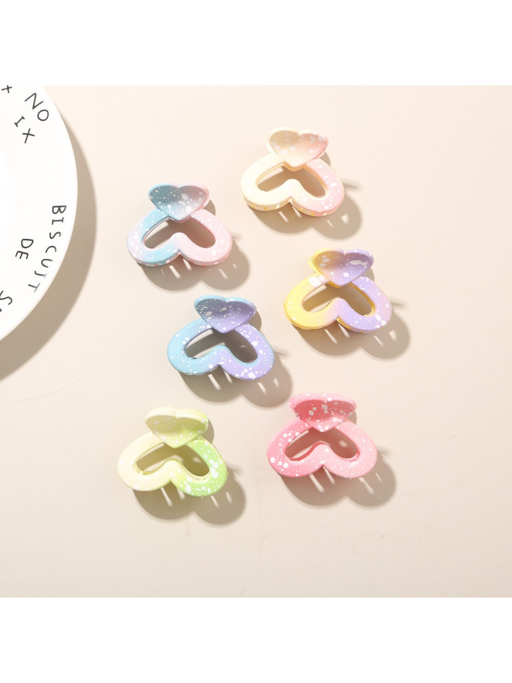 Beau - Gradient Heart Shaped Hair Claw Clip