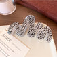 Beau - Elegant Wavy Claw Clip