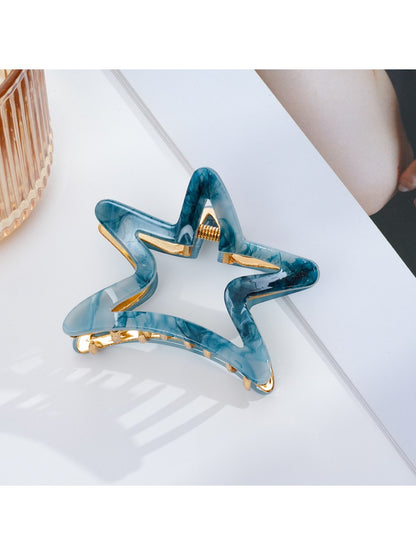 Beau - Minimalist Star Cut Out Claw Clip