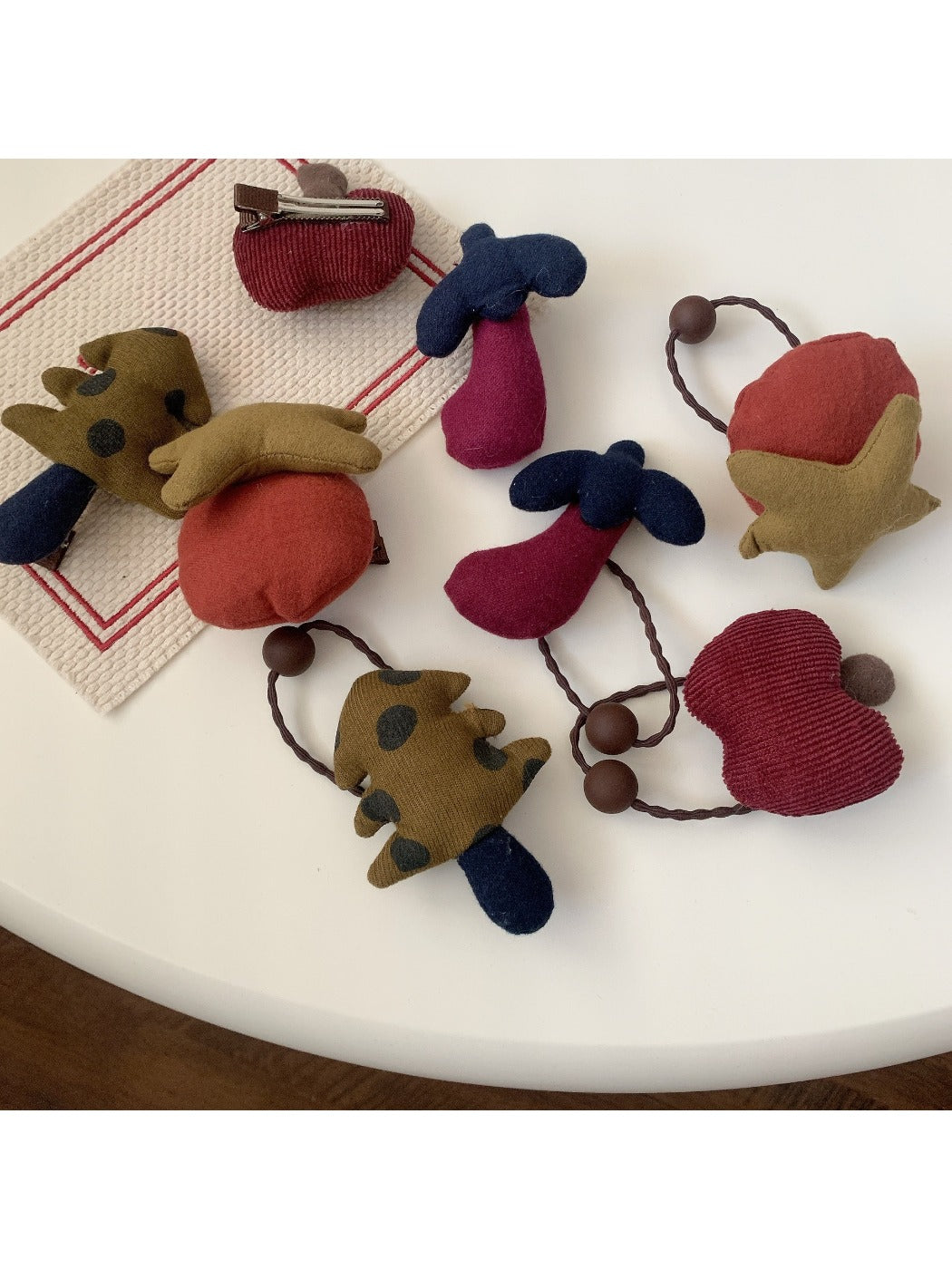 Gifty - Adorable Figure Hair Tie