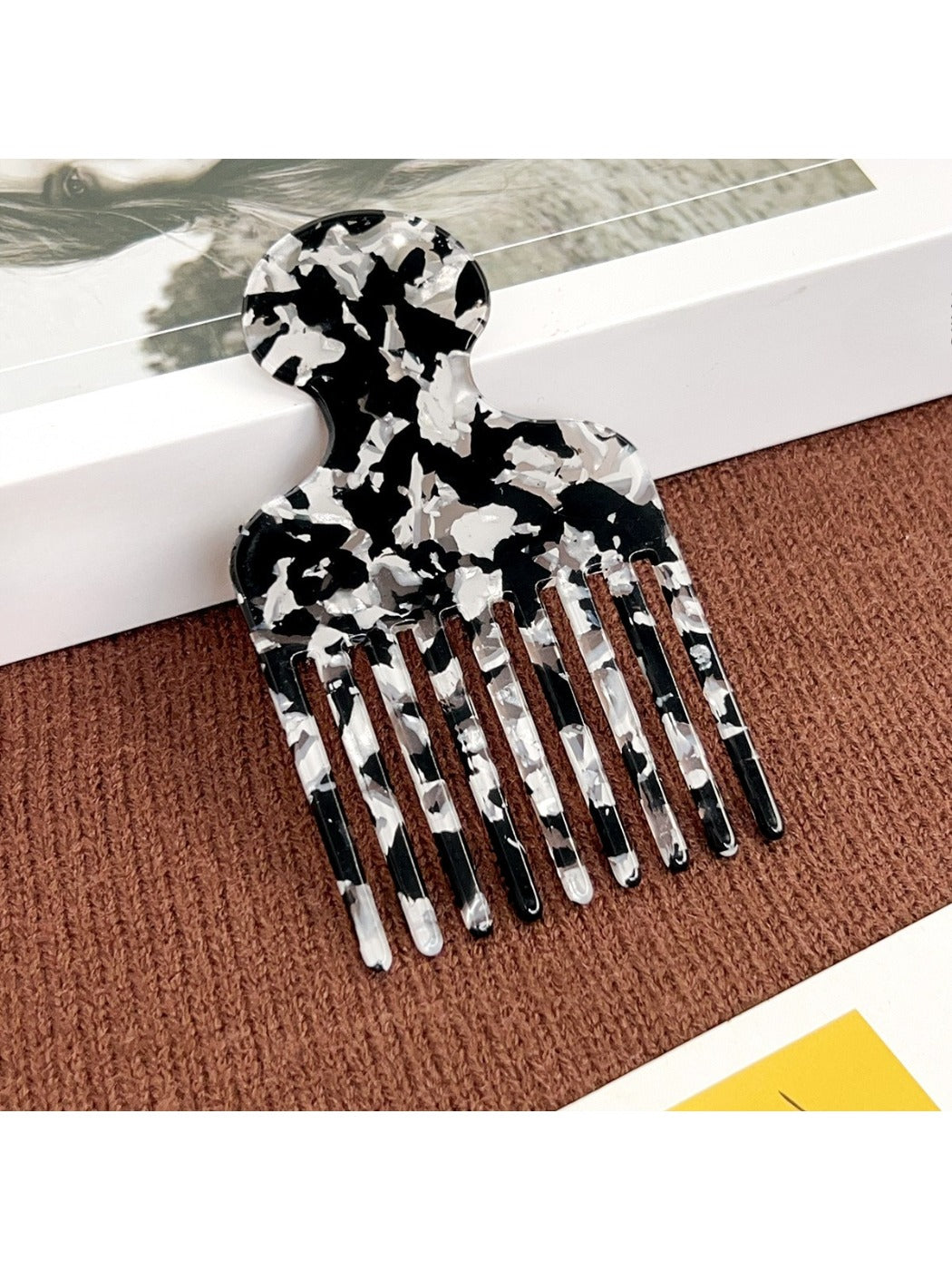 Camerow - Iridescent Geometric Travel Comb
