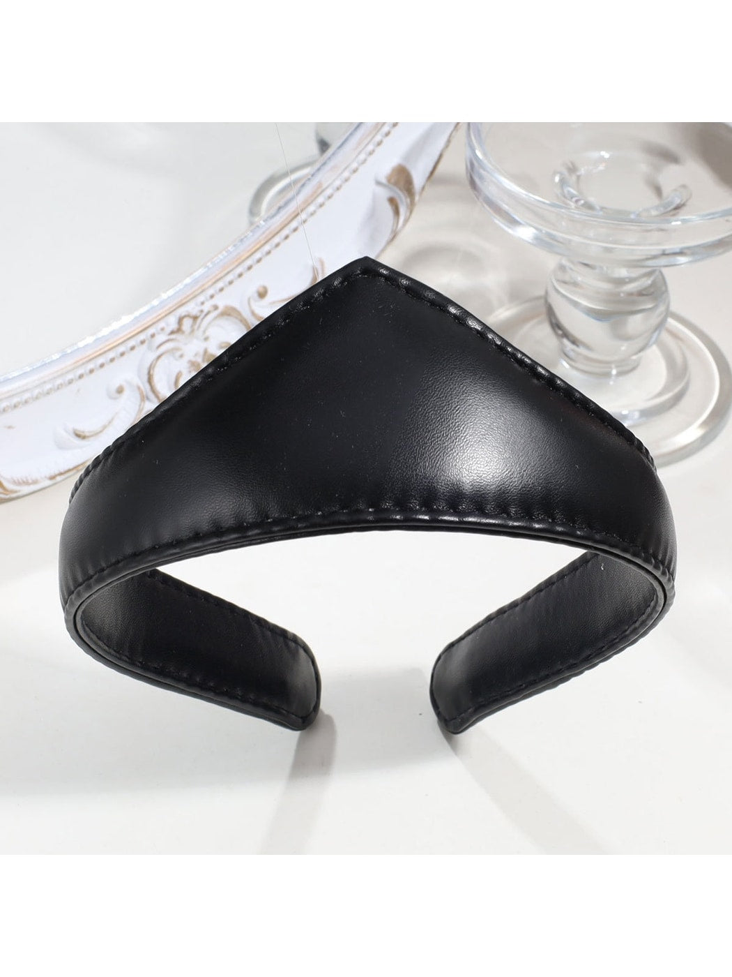 Gifty - Padded PU Court Style Fashion Headband
