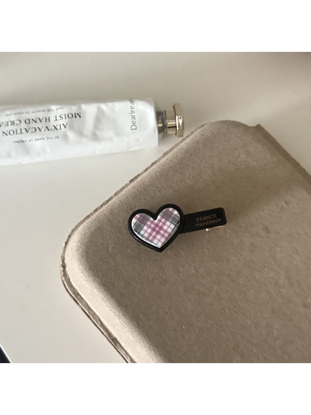 Beau - A Flower Shaped Heart Plaid Hair Clip