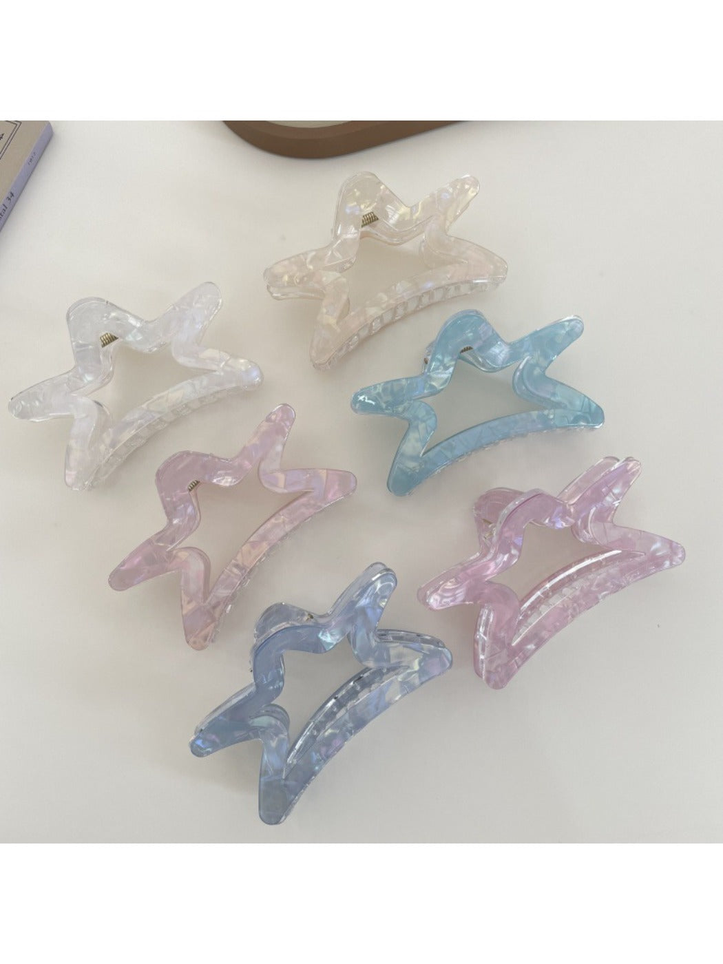 Beau - Elegant Star Shaped Acetate Hair Clip