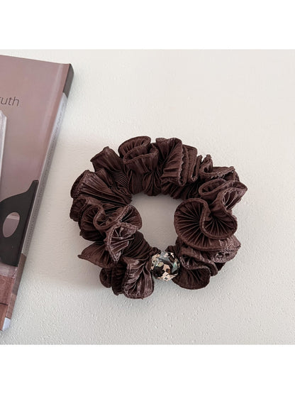 Gifty - Elegant Ruffled Edge Scrunchie