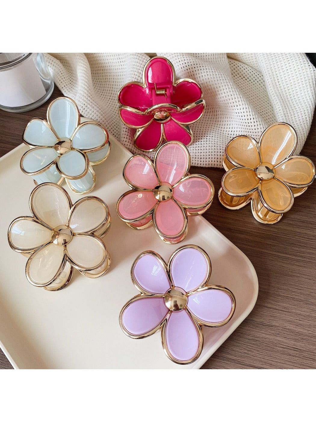 Beau - Five Petal Flower Hair Claw Clip