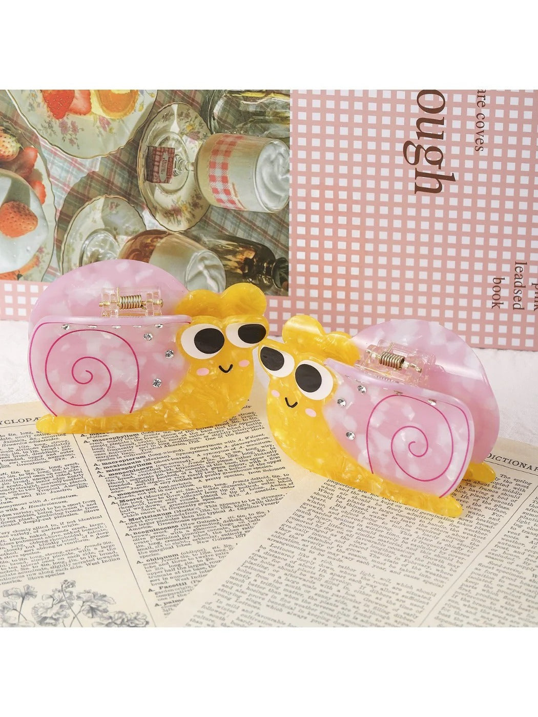 Beau - Adorable Snail Shaped Hair Claw Clip