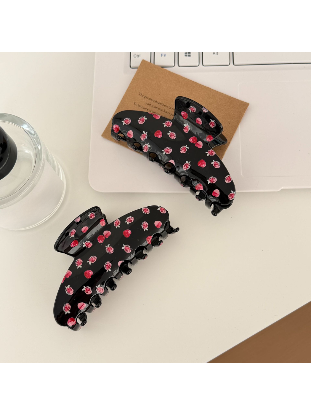 Beau - Floral Print Glossy Plastic Claw Clip