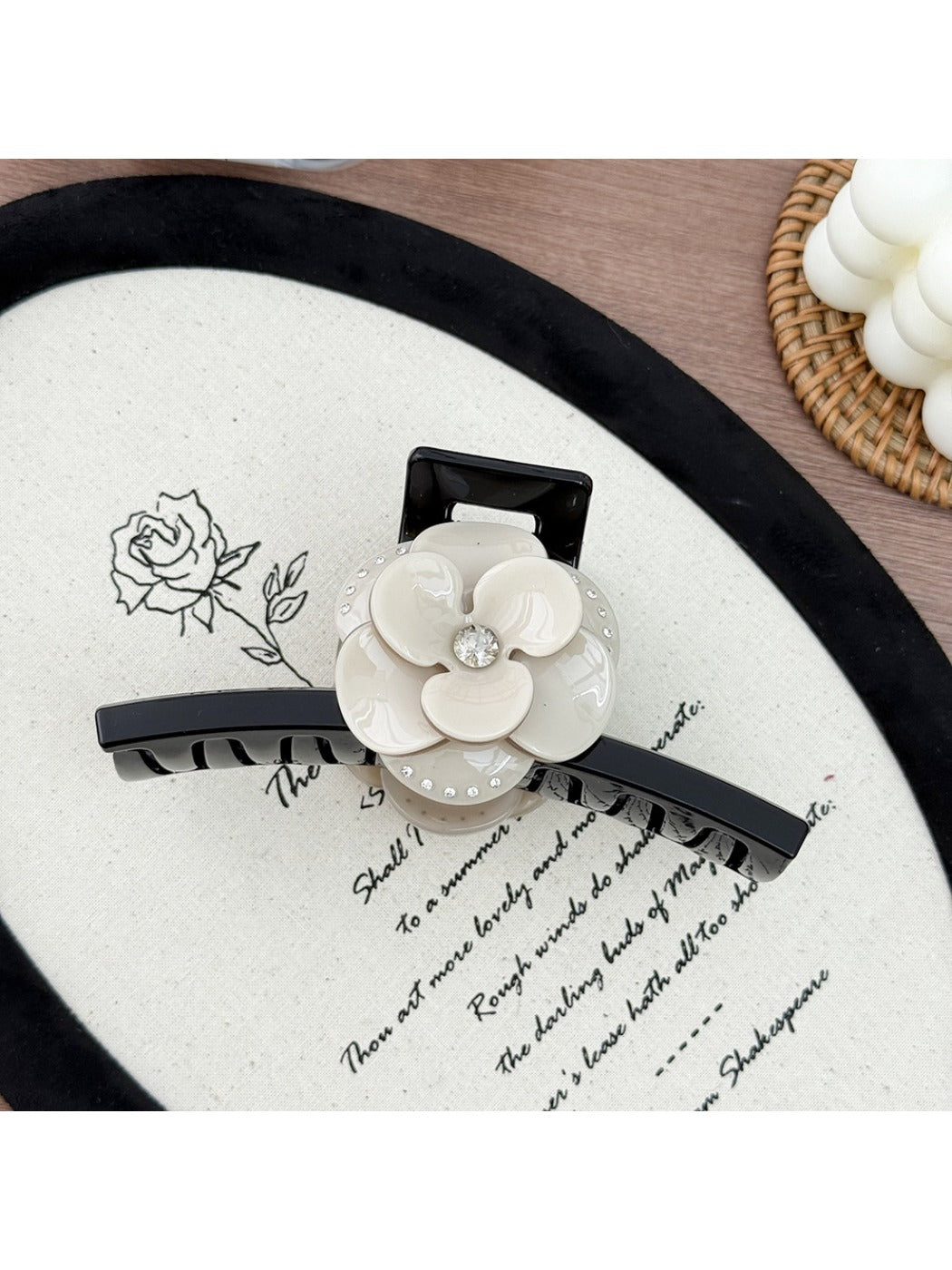 Beau - Luxe Camellia Hair Clip