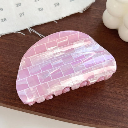 Beau - Plaid PVC Semi-Round Claw Hair Clip