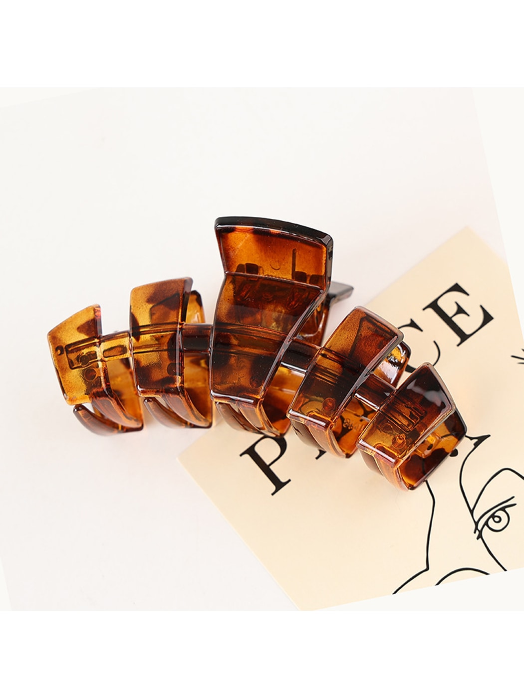 Beau - Simple Matte Finish Plastic Claw Clip