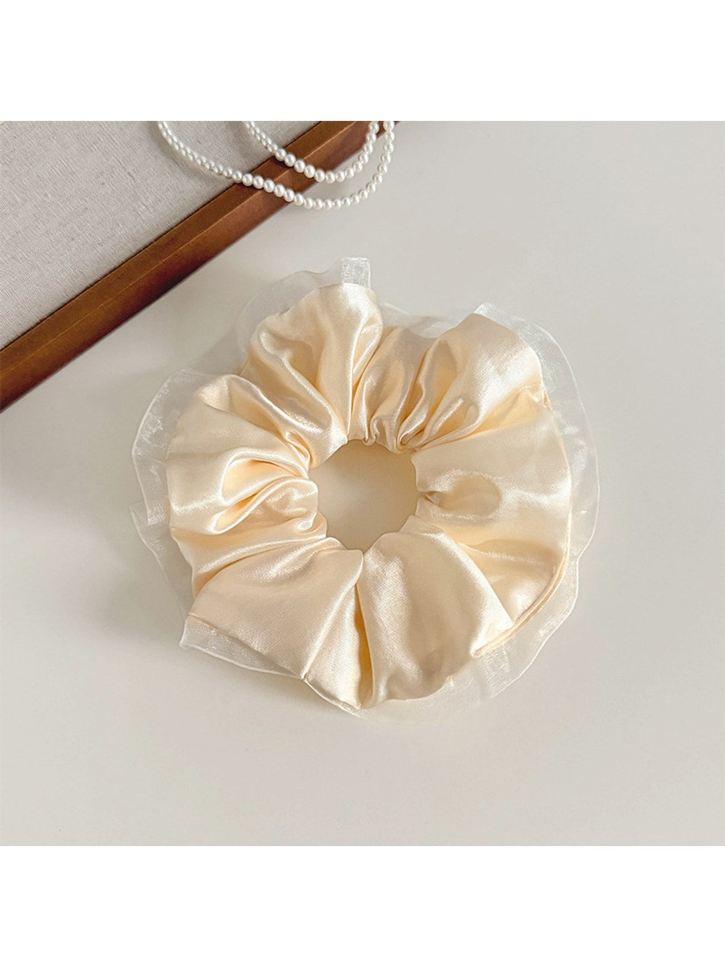Gifty - Polyester Satin Look Mesh Trim Scrunchie