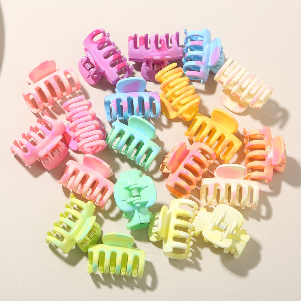 Beau - Cute Glossy Bangs and Flyaway Claw Clip