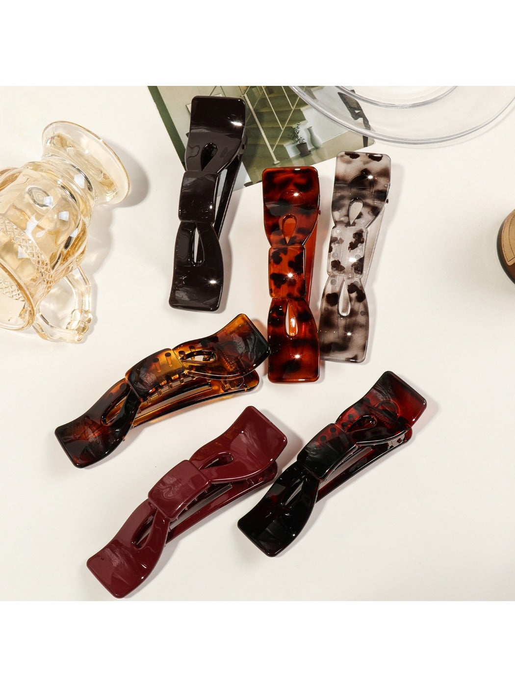 Beau - Vintage Bow Shaped Hair Clip
