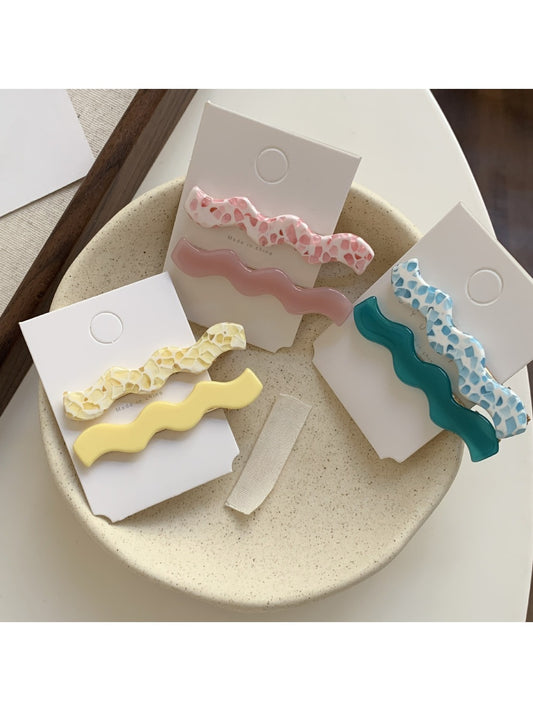Beau - Simple Wavy Acetate Hair Clip