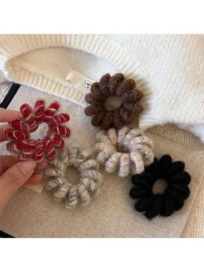 Gifty - Plush Telephone Line Hair Ring