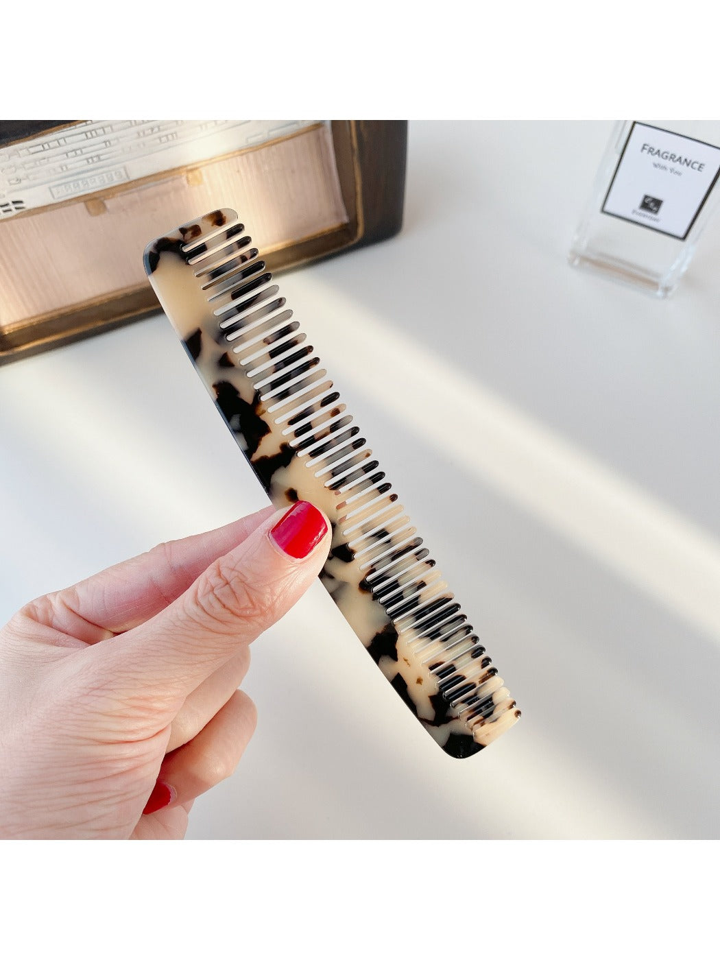Camerow - Vintage Marble Hair Comb Stylish Acetate