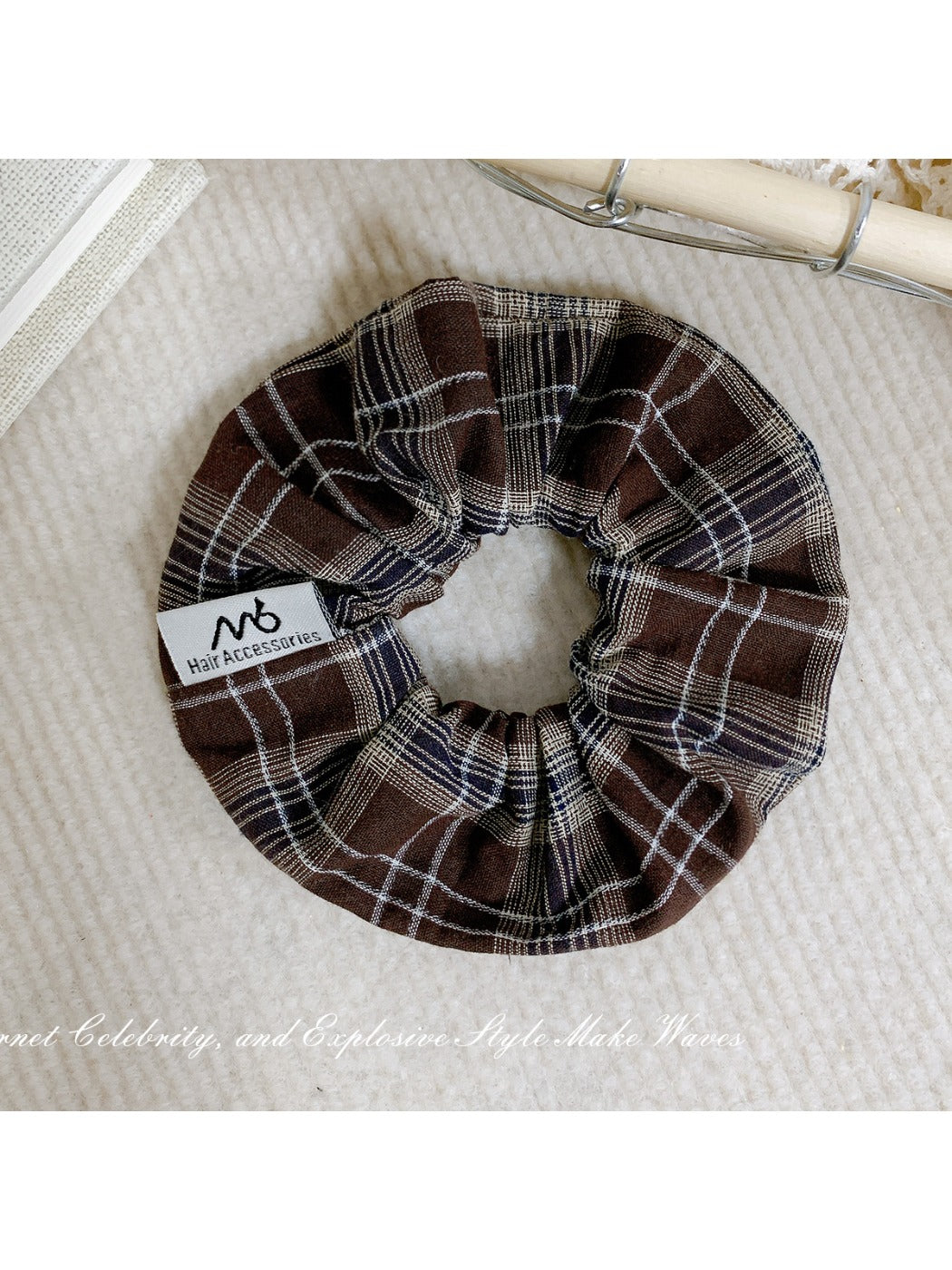 Gifty - Retro Plaid Hair Loop