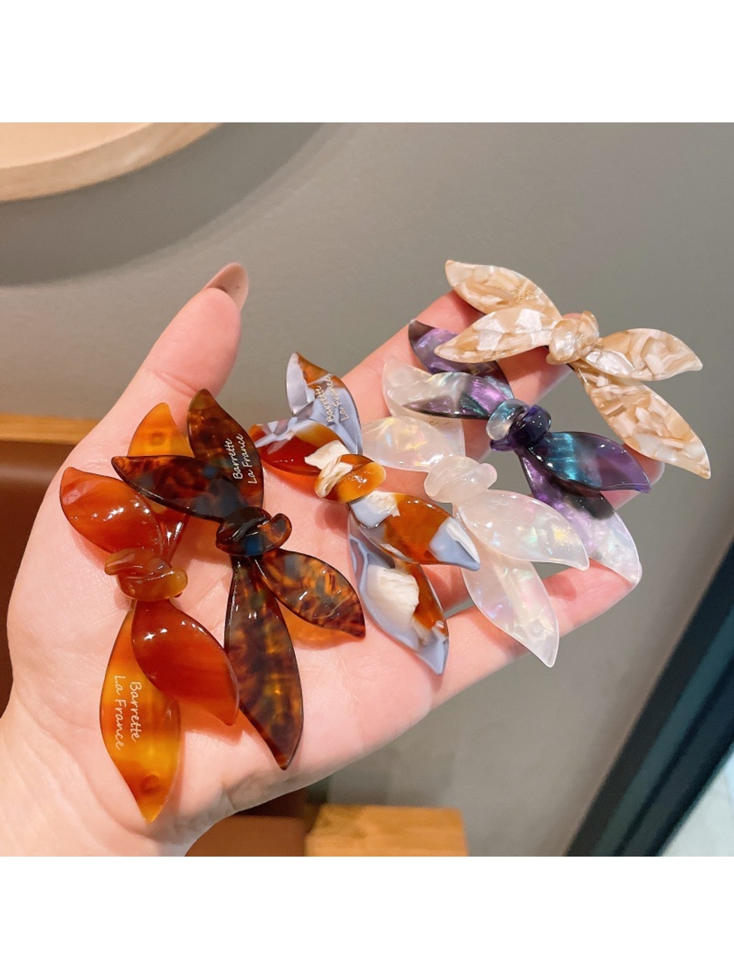 Beau - Acetate Fiber Butterfly Bow Spring Hair Clip