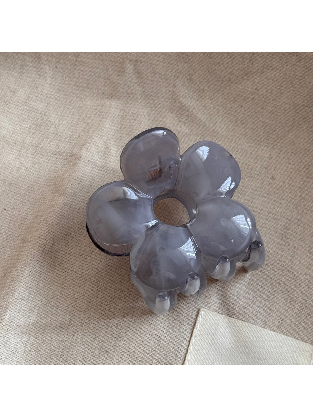 Beau - Sweet Floral Openwork Hair Claw Clip