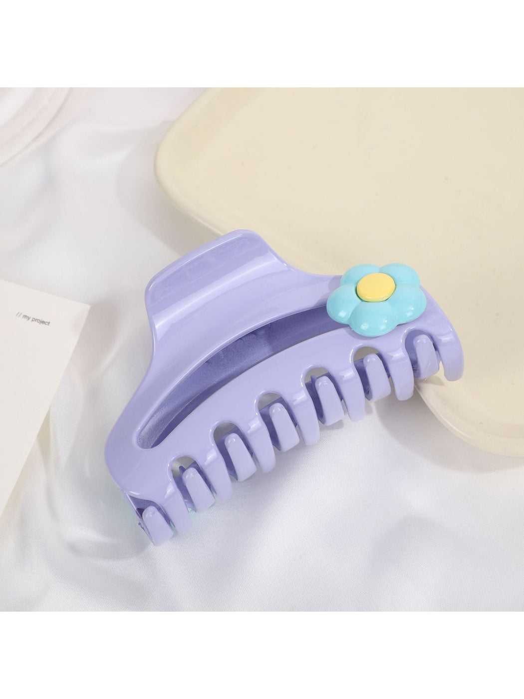 Beau - Sweet Floral Plastic Claw Clip