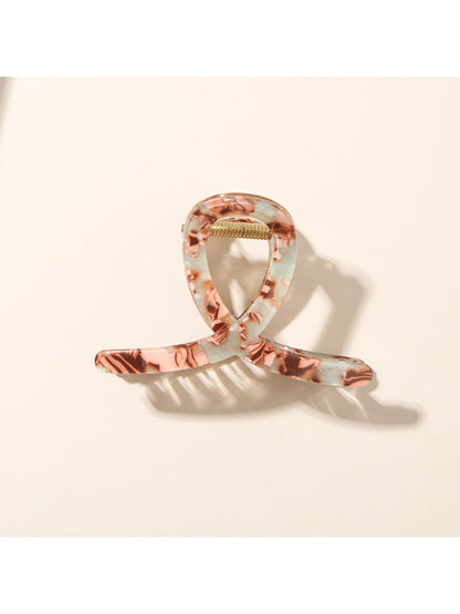 Beau - Minimalist Crisscross Claw Clip