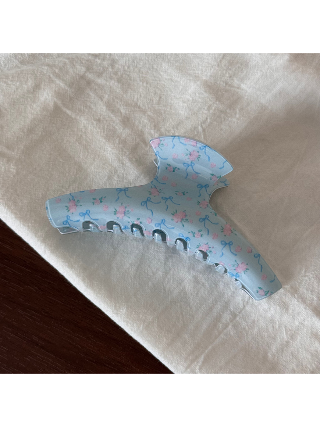 Beau - Floral Print Acetate Claw Hair Clip