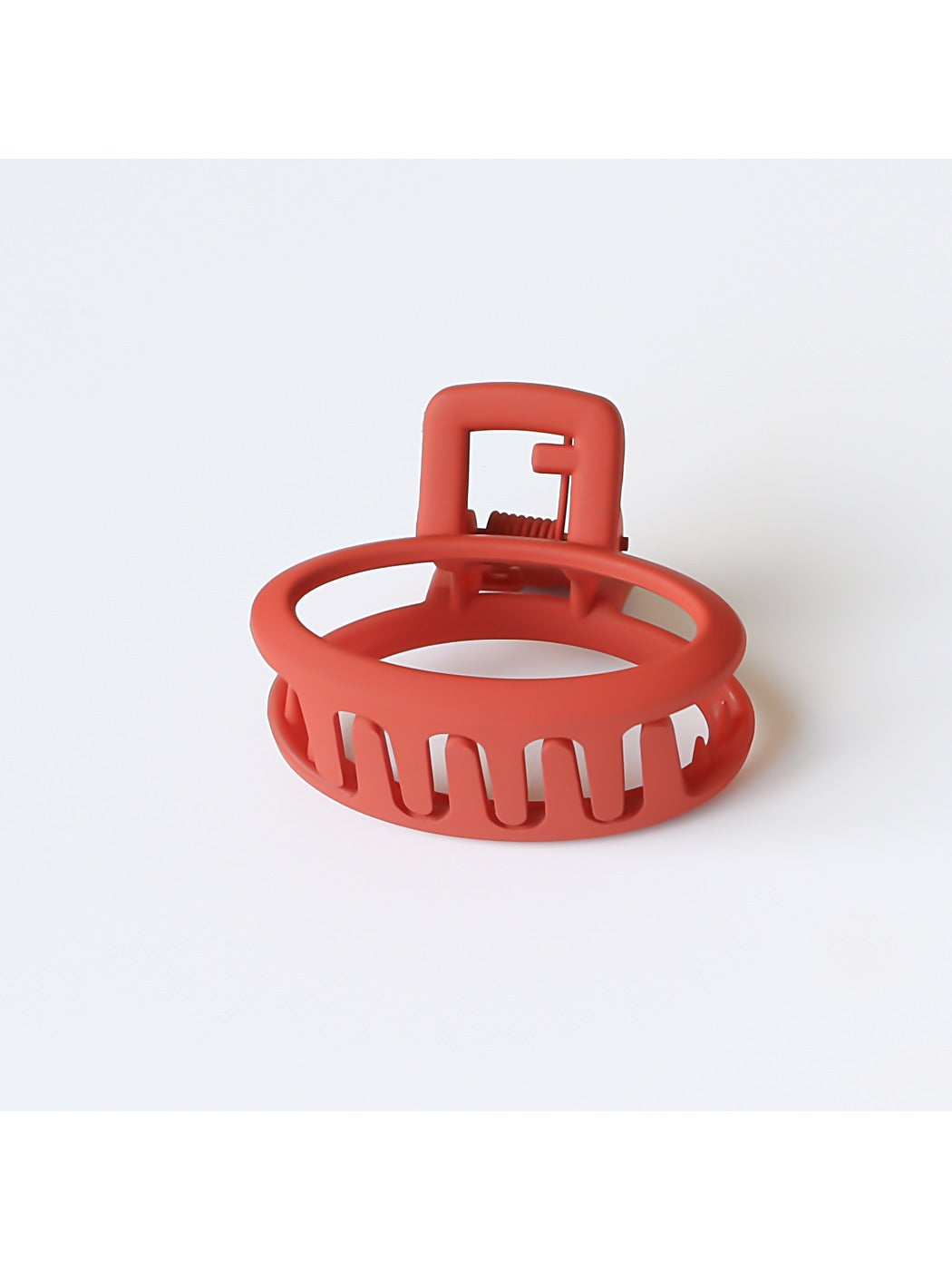 Beau - Minimalist Oval Shaped Openwork Claw Clip
