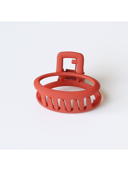 Beau - Minimalist Oval Shaped Openwork Claw Clip