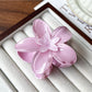 Beau - Glossy Flower Shape Plastic Alloy Claw Clip