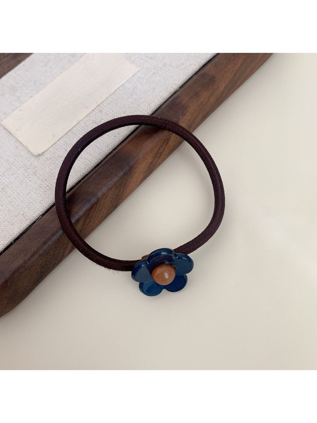 Gifty - Cute Flower Hair Tie