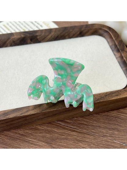 Beau - Trendy Letter M Hair Clip