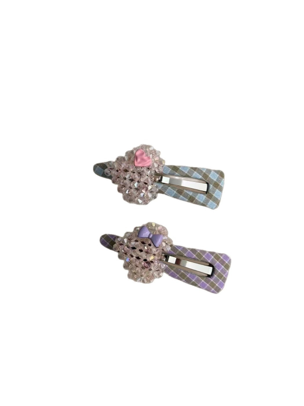 Side view of plaid beaded heart hair clip displaying clip mechanism