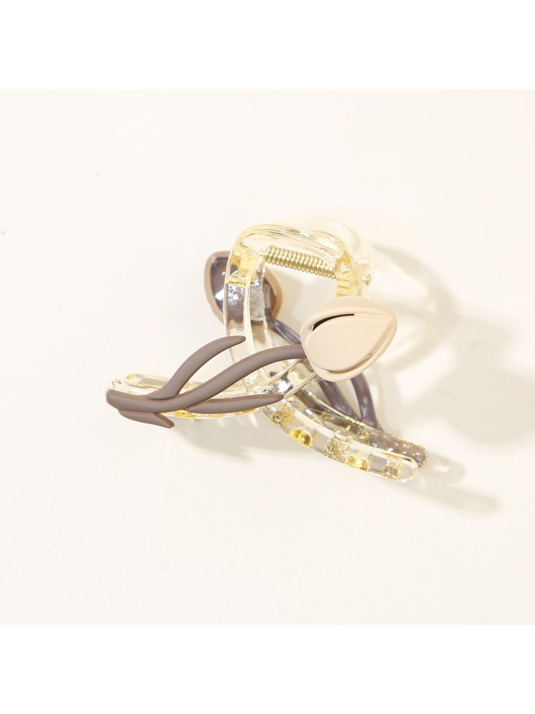 Beau - Crisscross Tulip Shaped Hair Claw Clip