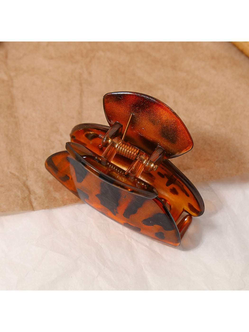 Beau - Semi Circular Leopard Print Hair Claw Clip