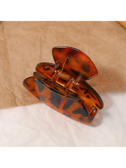 Beau - Semi Circular Leopard Print Hair Claw Clip