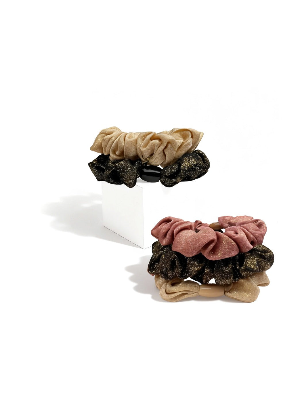 Gifty - Beautiful Elegant Chic Scrunchie