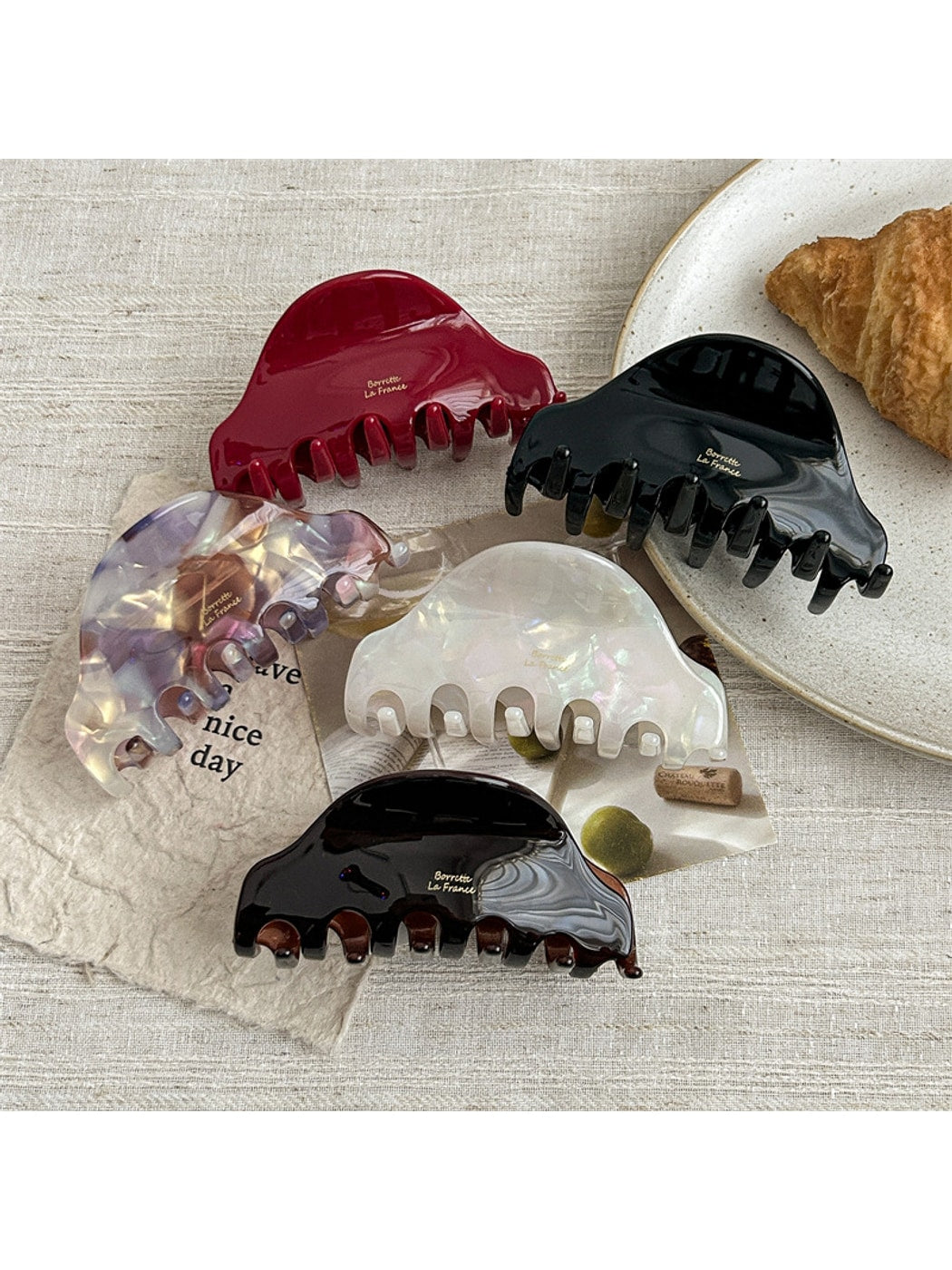 Beau - Acetate Half Circle Fan Shape Claw Clip