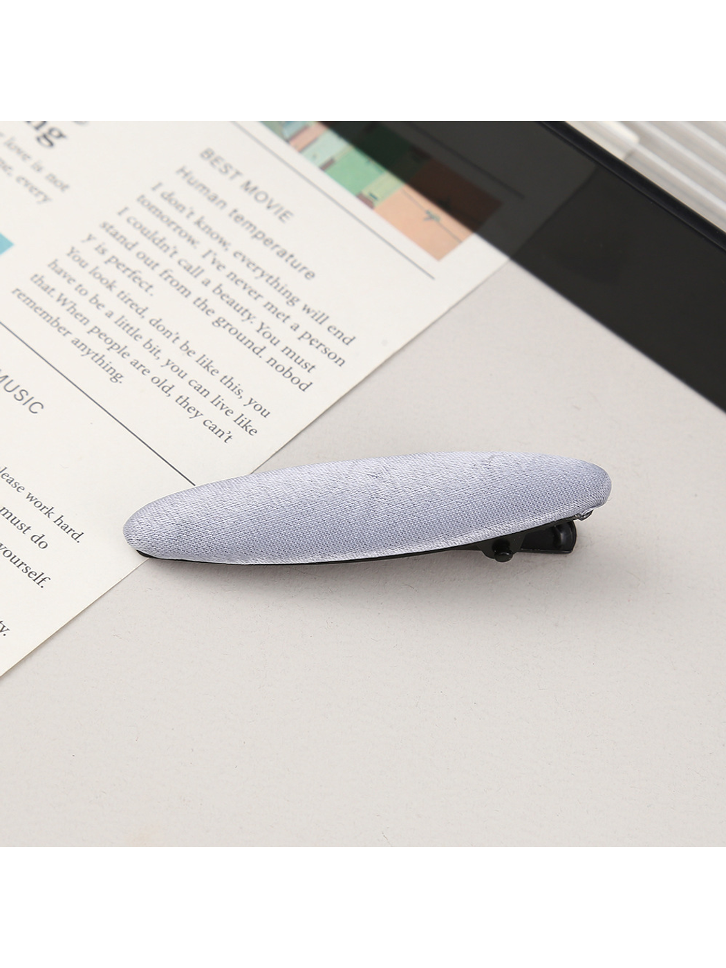 Beau - Solid Color Polyester Oval Hair Clip