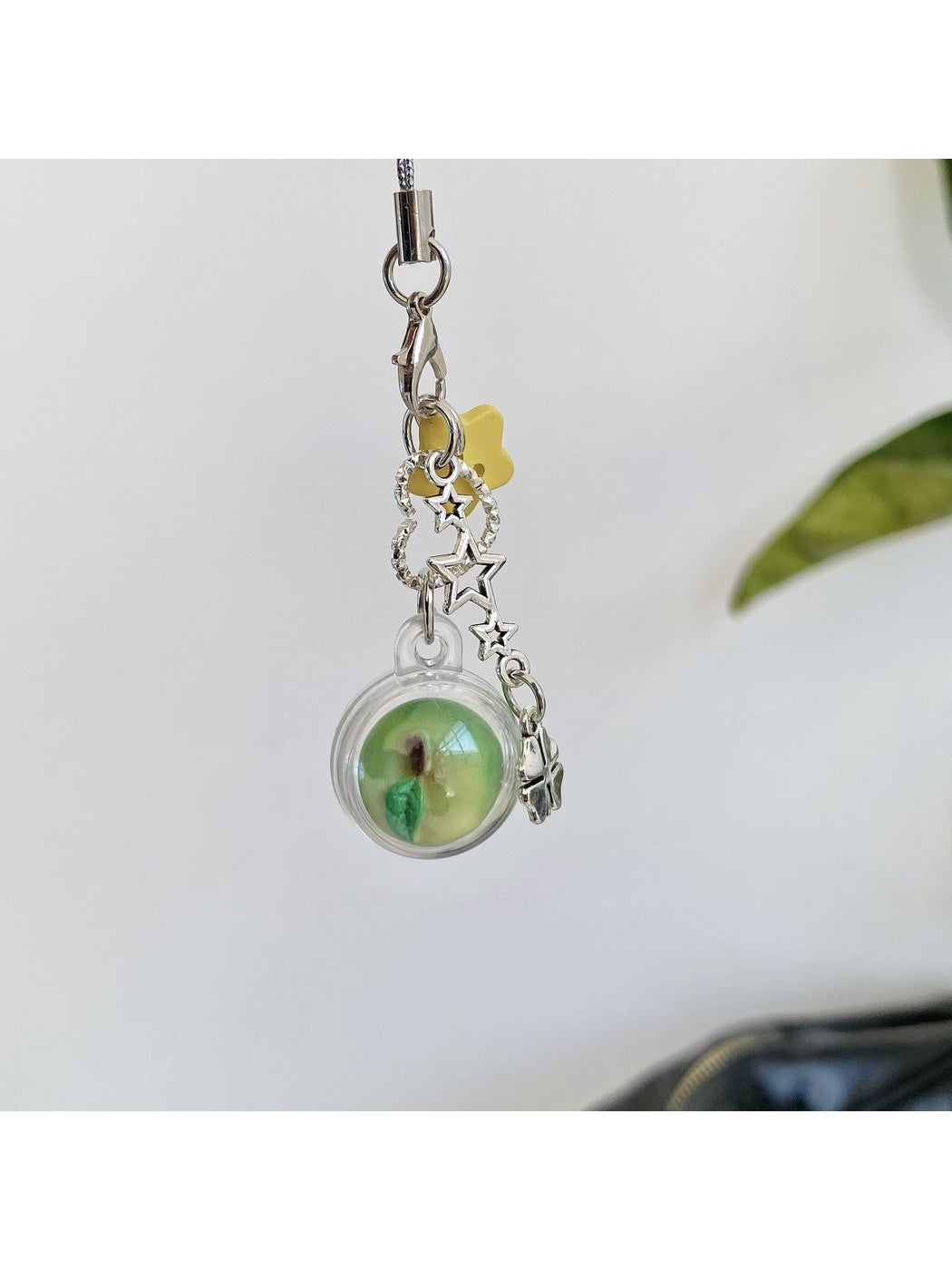 Keypus - Rounded Fruit Apple Decorative Accessory Keychain