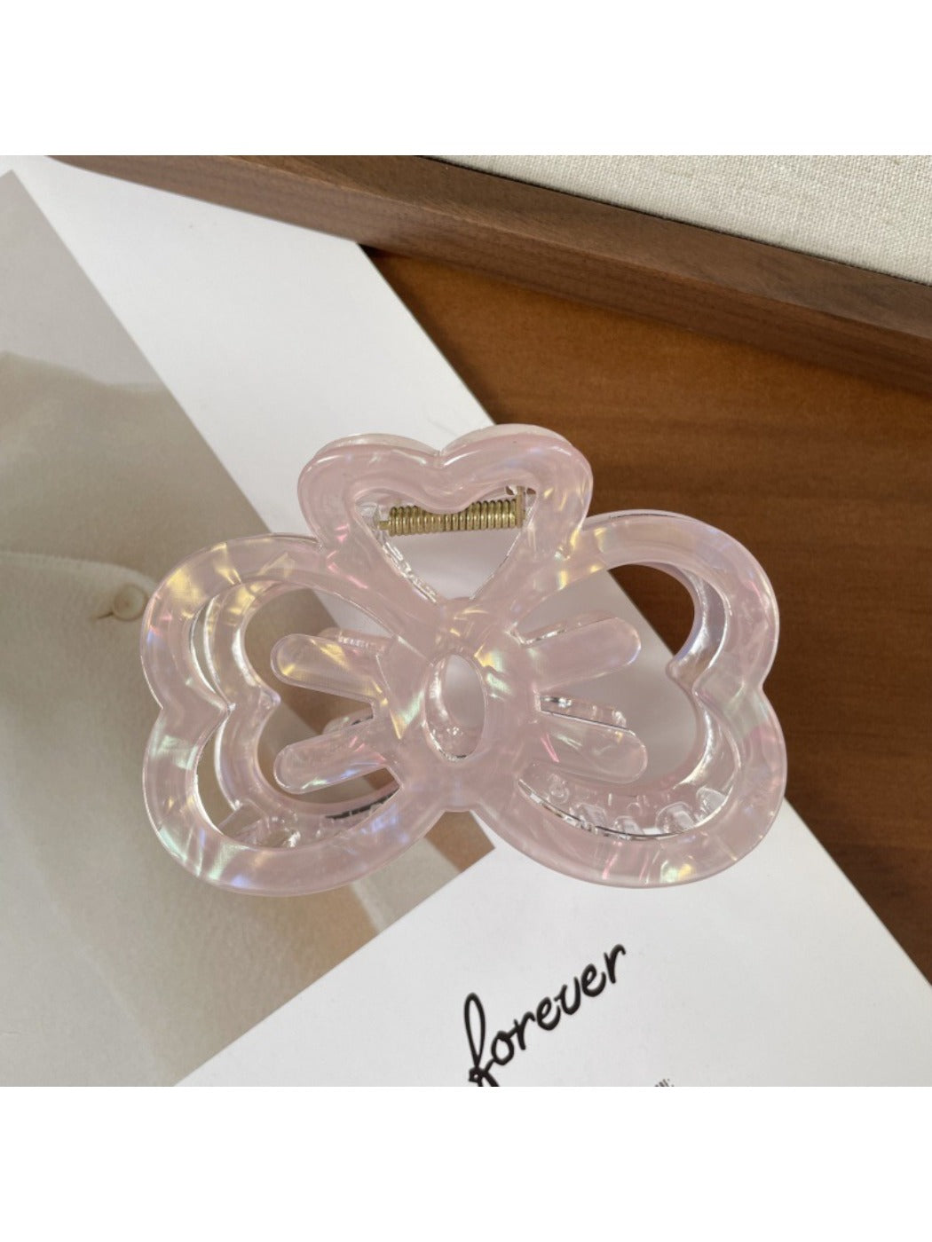 Beau - Charming Openwork Hair Clip