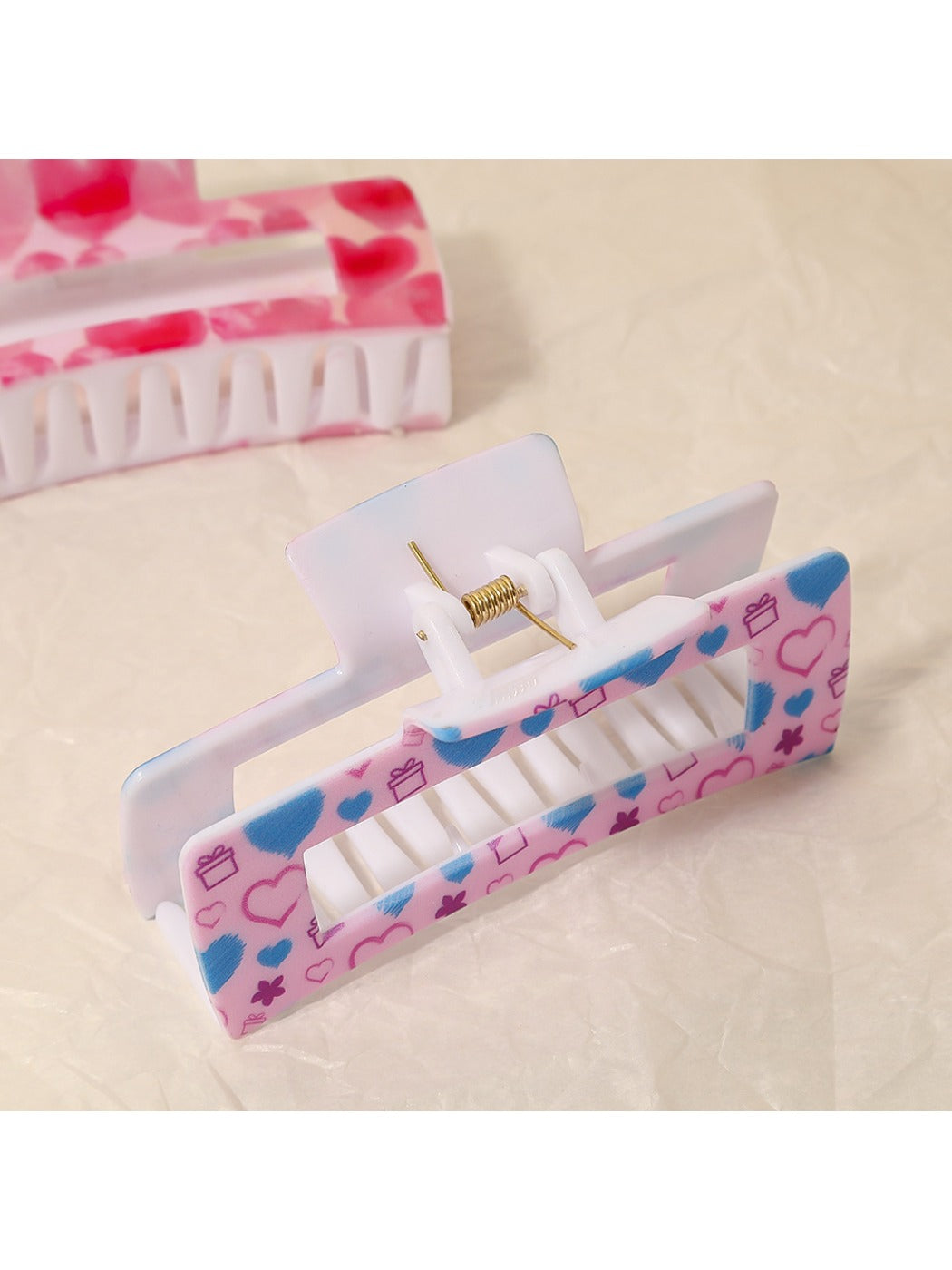Beau - Valentine's Heart Motif Claw Clip