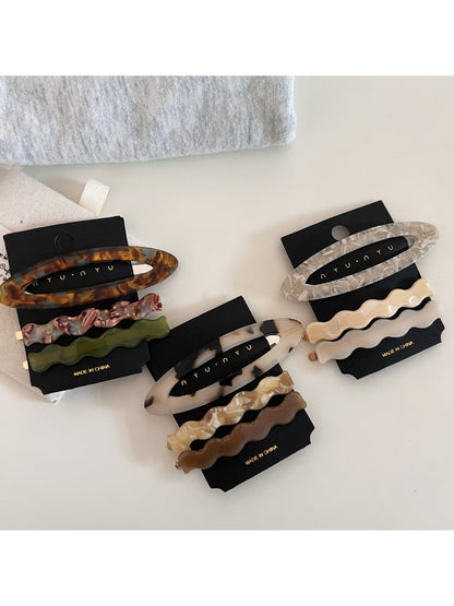 Beau - Cute Oval Wavy Hair Clip