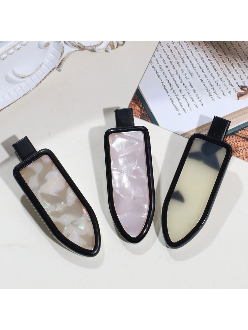 Beau - Slim Teardrop Decorative Side Hair Clip
