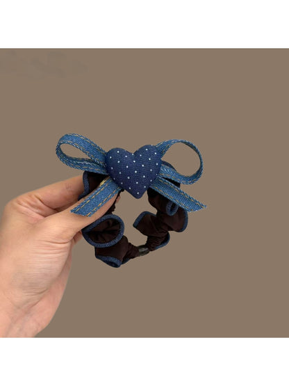Gifty - Decorative Heart Motif Bow Scrunchie
